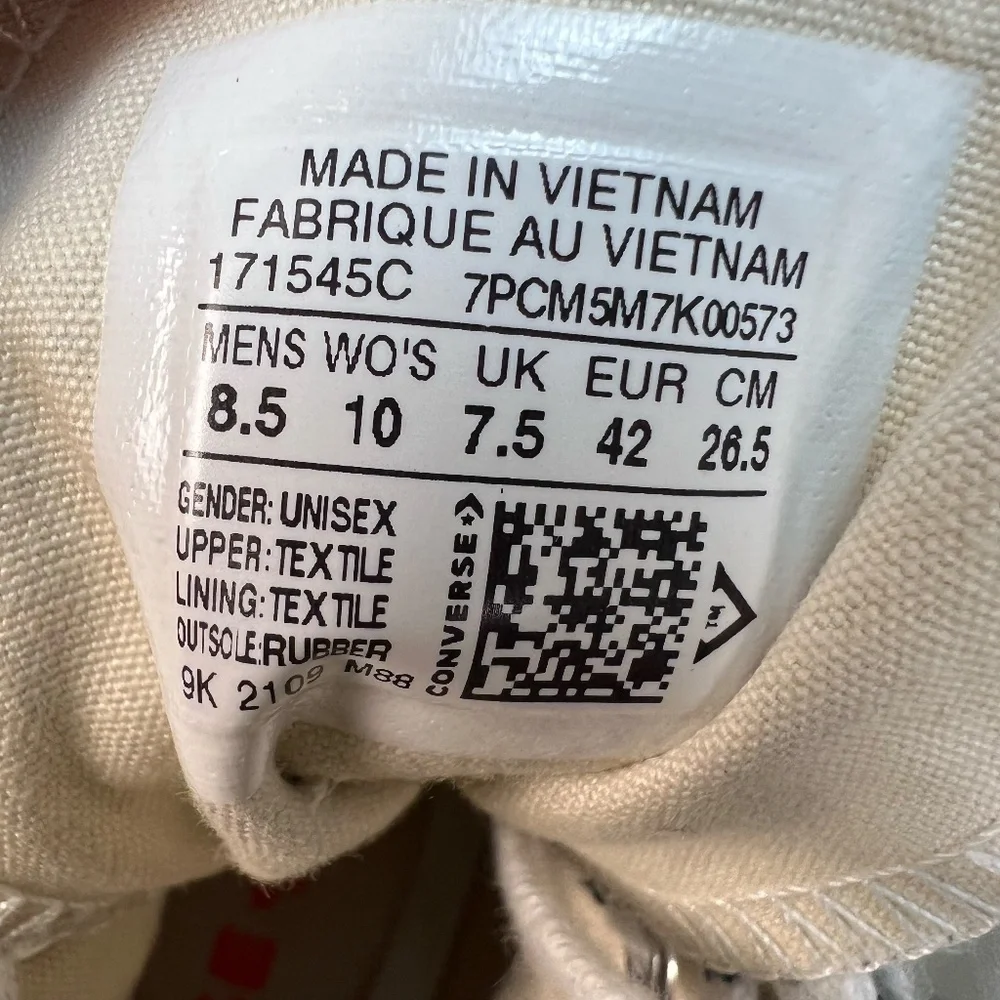 Converse Black and White Platform Sneakers - Picture 14 of 15